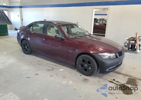 2008 BMW 328 Xi z USA, uszkodzony, nr VIN WBAVC93548KZ73212